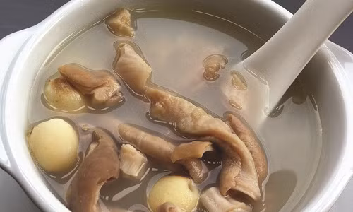 Công dụng chữa trị bất ngờ của hạt sen Cong dung chua tri bat ngo cua hat sen