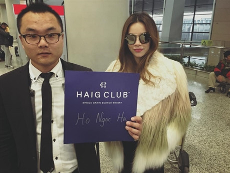 Nữ ca sĩ Hồ Ngọc Hà đang có mặt ở Thượng Hải để tham gia một sự kiện cùng David Beckham, Phạm Băng Băng.