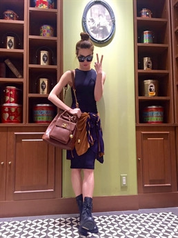 Người đẹp cũng hưởng cuộc sống không khác gì giới thượng lưu giàu có.