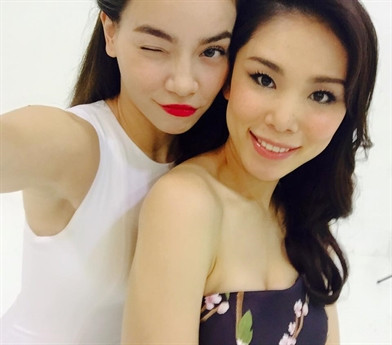 Cô có chuyến sang Nhật và hội ngộ cùng Hoa hậu Hoàn vũ 2007 tại Việt Nam.