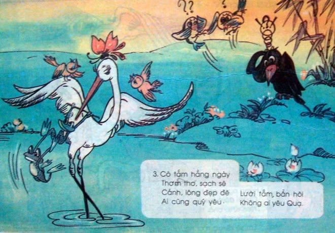 Tài khoản Facebook Mùa Lạc bình luận: "Ngày đó, mình thích quyển này lắm, từ lúc chưa biết đọc cho đến lúc đọc được, không biết đã mở ra gấp vào bao nhiêu lần. Nhìn cuốn sách là một thời tuổi thơ ùa về. Không biết thế hệ con em mình có còn được như vậy không?"