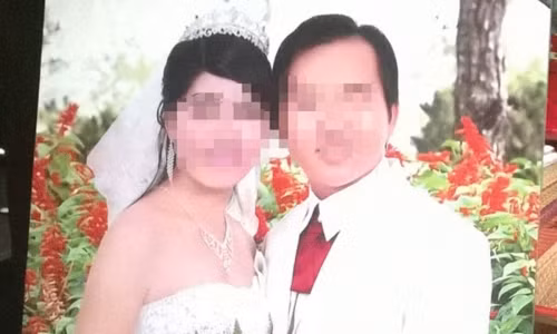 Vac anh cuoi pha dam hoi vo cu doi sinh le song chung 23 ngay