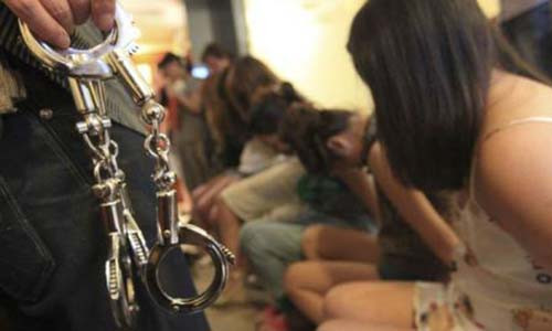 13.000-18.500 gai mai dam Trung Quoc tan cong chau Phi