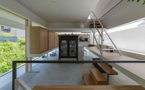 Không gian thoáng mát cho ngôi nhà phố trong khoảng không chật hẹp.