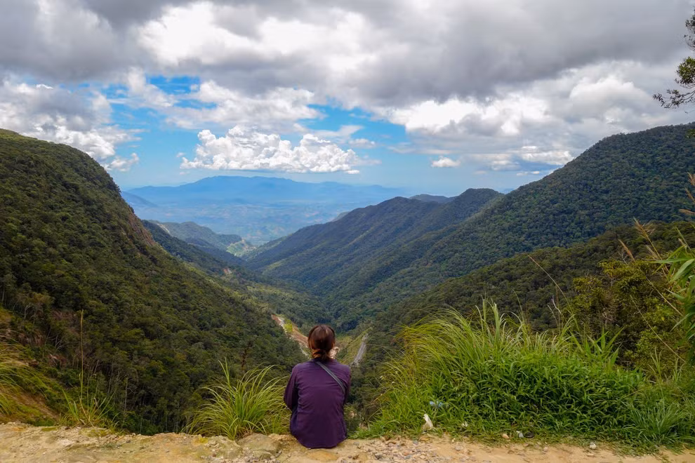 Trên đường cao tốc, du khách sẽ thấy nhiều điểm dừng chân với khung cảnh thiên nhiên lộng lẫy.