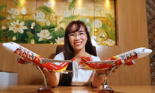 Ke hoach len san ngoai cua CEO Vietjet Air co de?