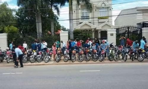 Những hình ảnh này nhanh chóng thu hút sự chú ý từ phía dân mạng.