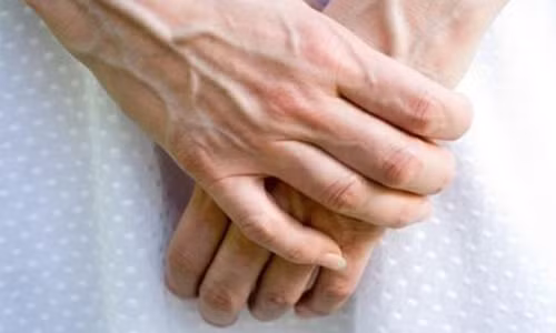 Dấu hiệu cảnh báo bạn đang mắc bệnh nguy hiểm Dau hieu canh bao ban dang mac benh nguy hiem