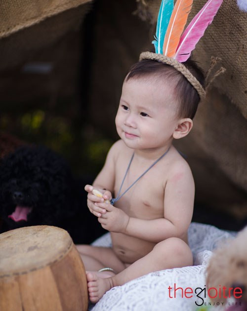 Nét đẹp ngây thơ, trong sáng của mẫu nhí 1 tuổi.