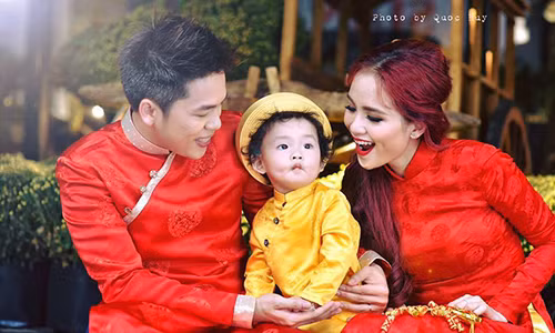 Gia đình hạnh phúc hiện tại của Diễm Hương và ông xã Quang Huy.