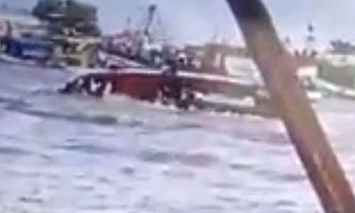 Chim tau chet 2 nguoi o cang Ganh Hao