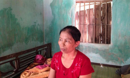 Bà Ái vẫn chưa hết hoang mang sau lần bị sét đánh suýt chết vừa qua.