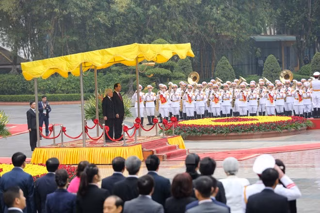 Một số hình ảnh tại lễ đón: