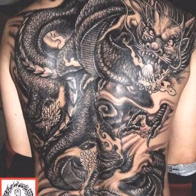 Hình xăm rồng luôn là lựa chọn số một cho những ông trùm xã hội đen.