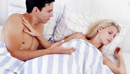 Vo chong phat dien vi... bao cao su gia