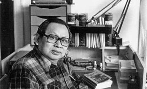 Học giả Huỳnh Sanh Thông.