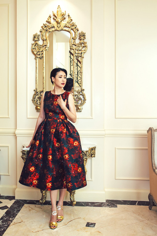  Căn hộ triệu đô của Hà Kiều Anh trang trí theo phong cách hoàng gia châu Âu với gam màu vàng và trắng là chủ đạo. Ảnh: Ngôi Sao