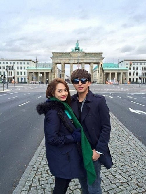 Dù bị “bắt quả tang” đi du lịch chung nhưng cả hai vẫn liên tiếng phủ nhận chuyện hẹn hò. Hồ Quang Hiếu từng cho biết, cả hai có sở thích đi du lịch nên đi chung với nhau khá nhiều lần. Còn Bảo Anh lại cho rằng, cô thích đi chơi với Hồ Quang Hiếu vì được chiều.