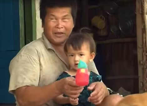 Bi an chua dao Viet mu loa co kha nang doan thoi tiet bang tai-Hinh-2