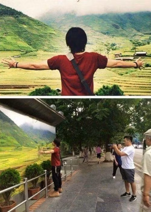 Làm thế nào để lên Mù Cang Chải mùa lúa chín trong chớp mắt? Hãy tìm đến nhà vệ sinh công cộng ngay bờ hồ Gươm nhé.