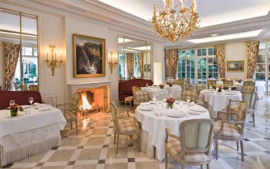 Đây được coi là địa điểm lý tưởng cho tuần trăng mật của các cặp đôi giàu có.