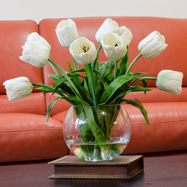 3 loai hoa pha vo phong thuy tuyet doi khong bay trong nha-Hinh-3