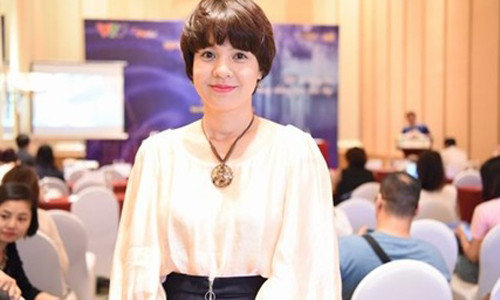 Hình ảnh mới nhất của MC Diễm Quỳnh tại buổi họp báo giới thiệu phiên bản mới của chương trình Giai điệu tự hào.