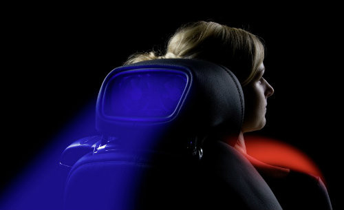 Còn đây là hệ thống sưởi vùng cổ có thể thổi hơi ấm cho người ngồi được trang bị trên các xế mui trần như SL, SLK và E-class của Mercedes. Hệ thống này có giá lên tới 3.390 USD.