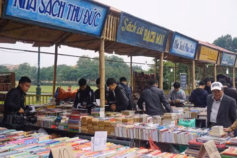 Bi hai chuyen dinh gia sach cu