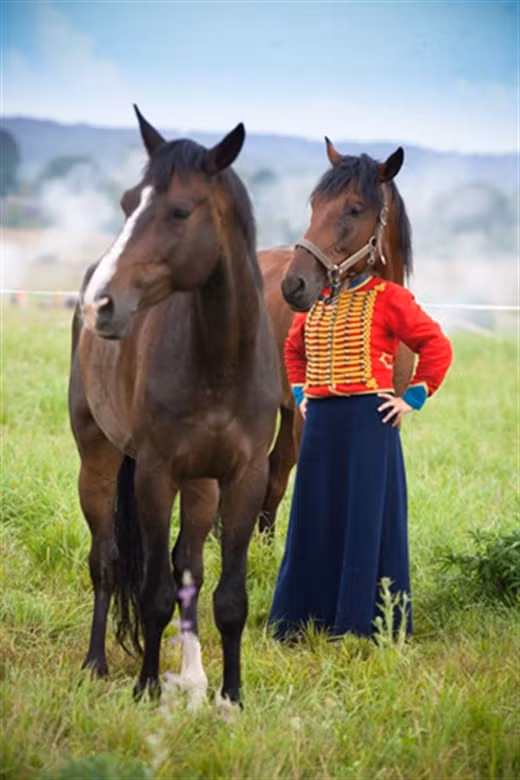 Người mặt ngựa.