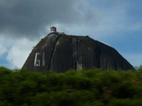 Khối đá El Penol được một nhóm người phát hiện lần hai vào năm 1950 và sau đó nó được công nhận là di tích quốc gia của Colombia.