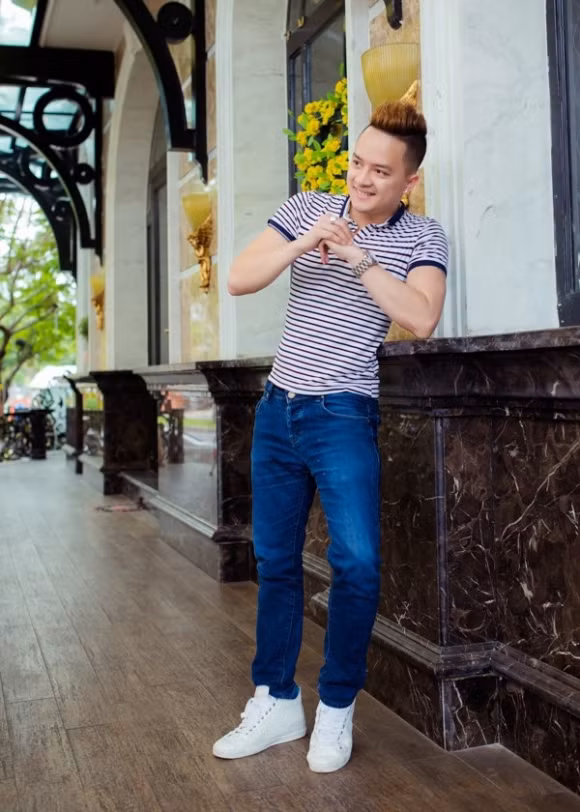 Lo chan dung vo sap cuoi cua Cao Thai Son?