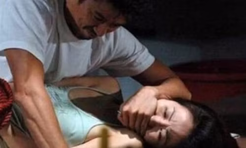 Tieng dong la to cao chuyen khung khiep bi bo de xam hai