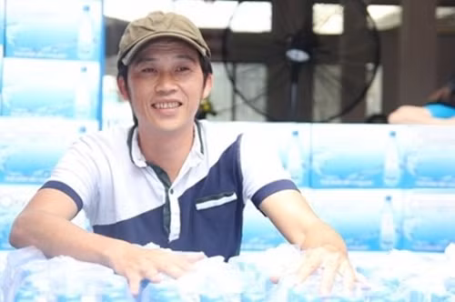 Ở Hoài Linh người ta thấy anh toát lên hình ảnh một anh nông dân chính hiệu mà không cần phải diễn.