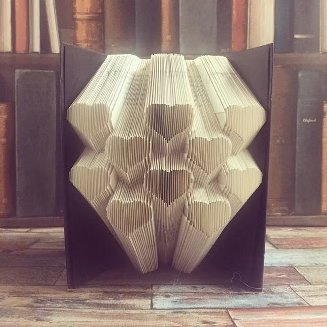 Hình trái tim được Nobo rất thích khi gấp các tác phẩm Origami.