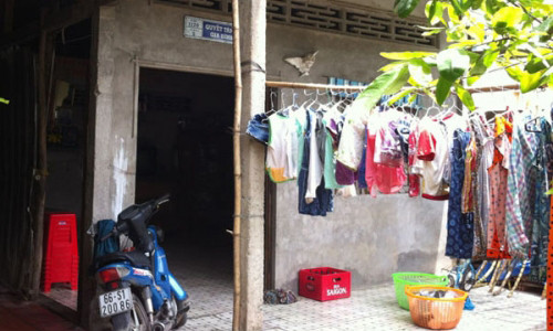 Phat hoang: U60 van ngoai tinh, de con lien tung tuc