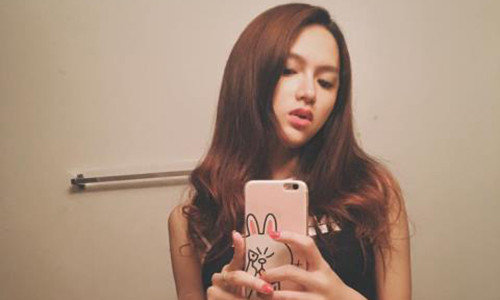 Huong Giang Idol phan phao Lam Chi Khanh: Chung minh dang cap