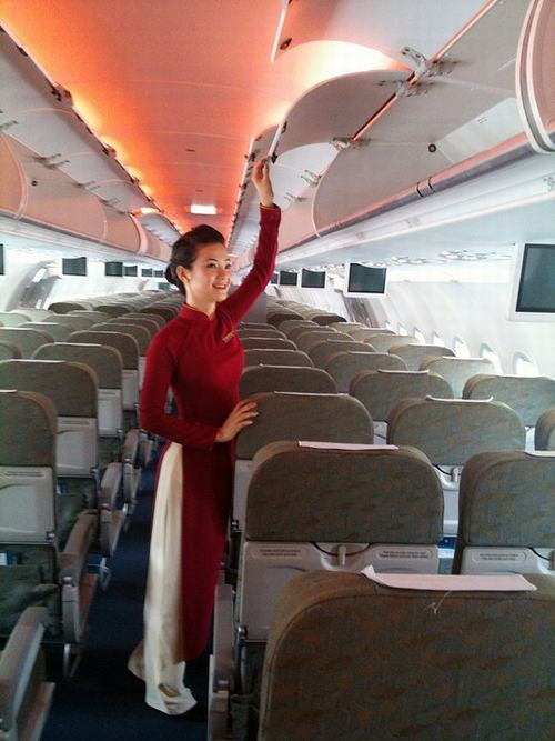 Trái với quan niệm của số đông cho rằng hạnh phúc của người phụ nữ phần lớn phụ thuộc vào nhan sắc và sự độc lập về kinh tế, Nguyễn Hương khẳng định thành công trong sự nghiệp và cuộc sống gia đình của cô lại đến từ quan niệm “không có điều gì là hoàn hảo” cả.