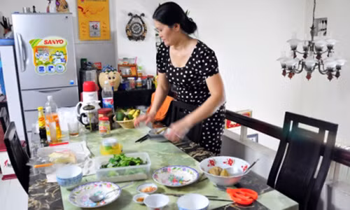 Dien mau vi o sin venh vao doi nghi Tet den het 15