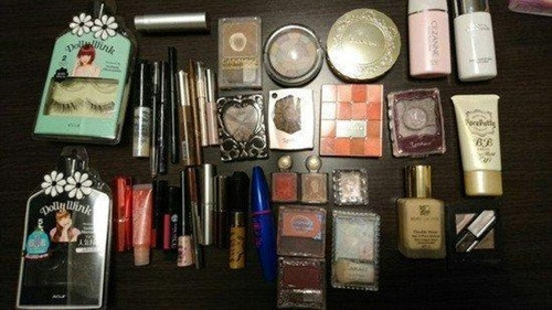 Đây là bộ dụng cụ giúp Ruki từ vịt hóa thiên nga một cách tài tình.