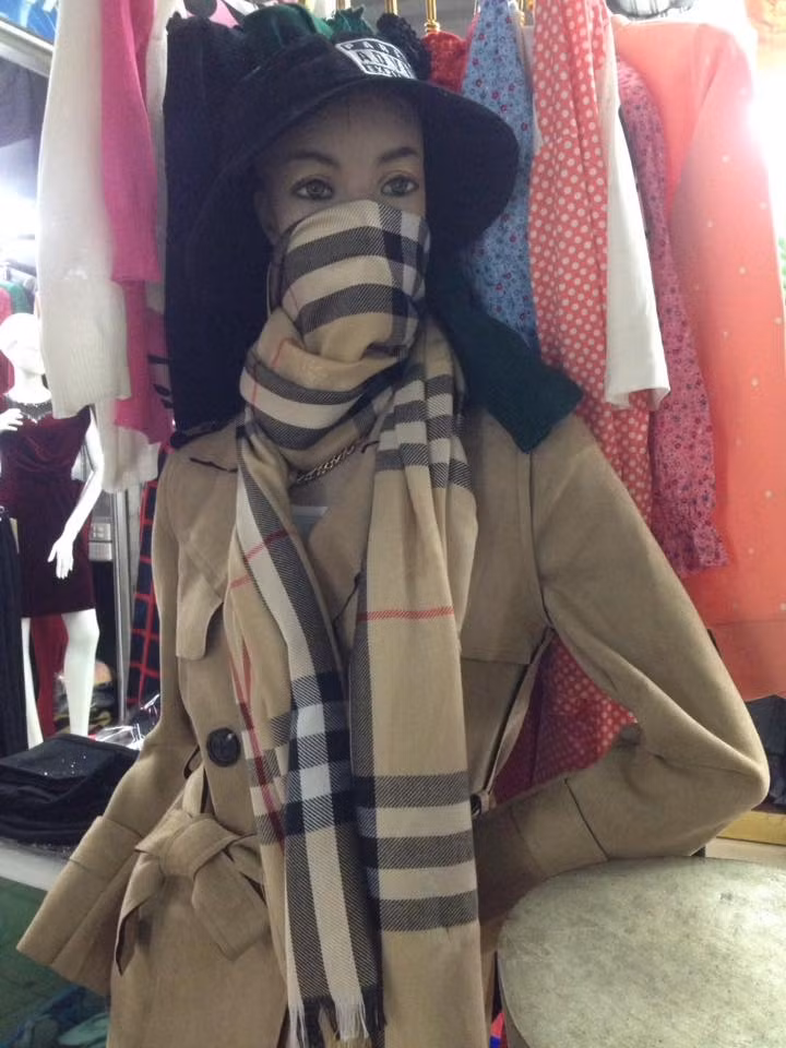 Ma-nơ-canh phong cách ninja. (Ảnh: Facebook)