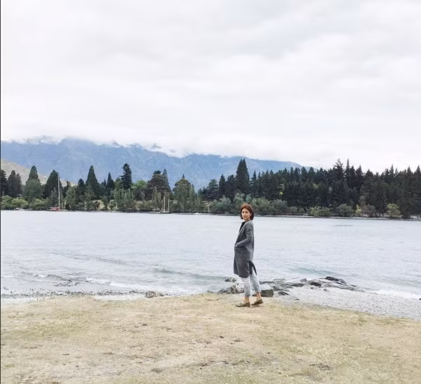 Mới đây cô và ông xã Louis Nguyễn cũng đã cùng nhau đi du lịch tại NewZealand. Tăng Thanh Hà thích thú trước cảnh đẹp tại đất nước này.