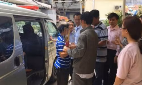 Chu tich nuoc gui thu khen co gai hien tang me de cuu nguoi