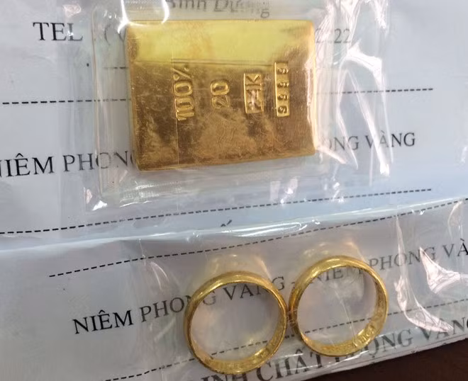 Dung man kich danh roi vang gia de lua nguoi di duong-Hinh-2