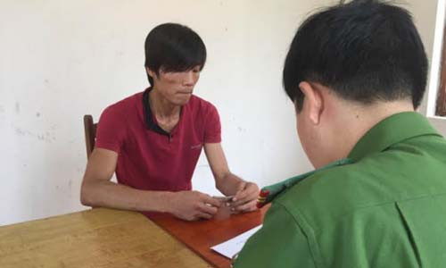 Phe ma tuy nam thanh nien cham lua dot nha me ke