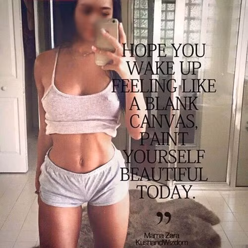 Ngay từ lúc bị dân mạng để ý và truyền tay nhau, những bức ảnh "mặt mình, thân hình người khác" của cô nàng này đã thực sự khiến dân mạng ngán ngẩm khi cho rằng P.Q đã quá ảo rồi. Nhiều người đã bình luận thẳng thắn chẳng lẽ cô gái này không nghĩ rằng mọi người sẽ phát hiện ra đó chỉ là ảnh ghép hay sao?