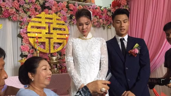 Ly do Ngoc Trinh khong the toi mung dam hoi Ky Han