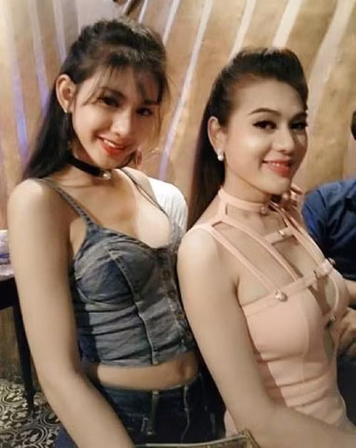 Choang ngop dan chan dai phu dau chuyen gioi cua Lam Khanh Chi-Hinh-3