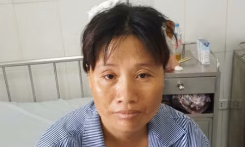 Dang long vo to chong ac nhu quy, con mong tha khong co bo