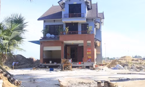 Căn biệt thự 3 tầng ở vị trí mới. Ảnh: Dân trí